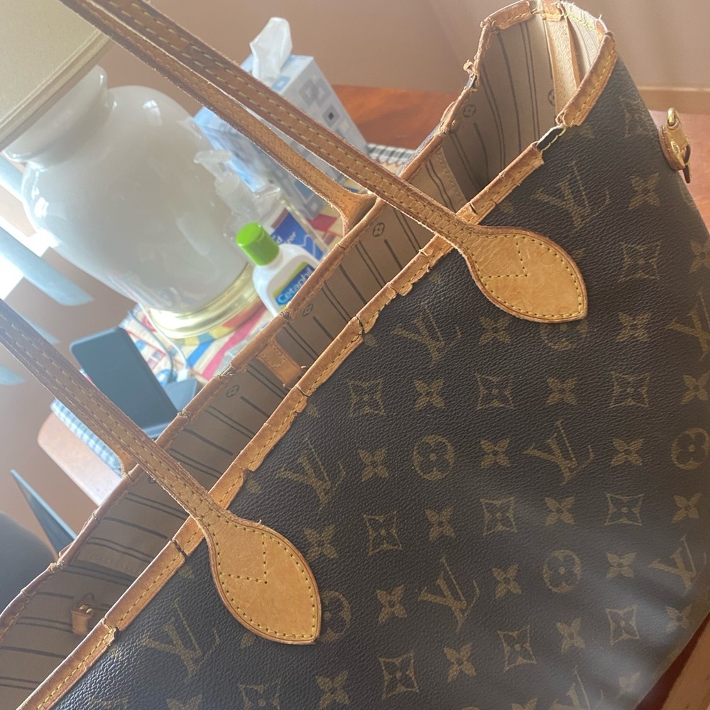SOLD LV Neverfull MM